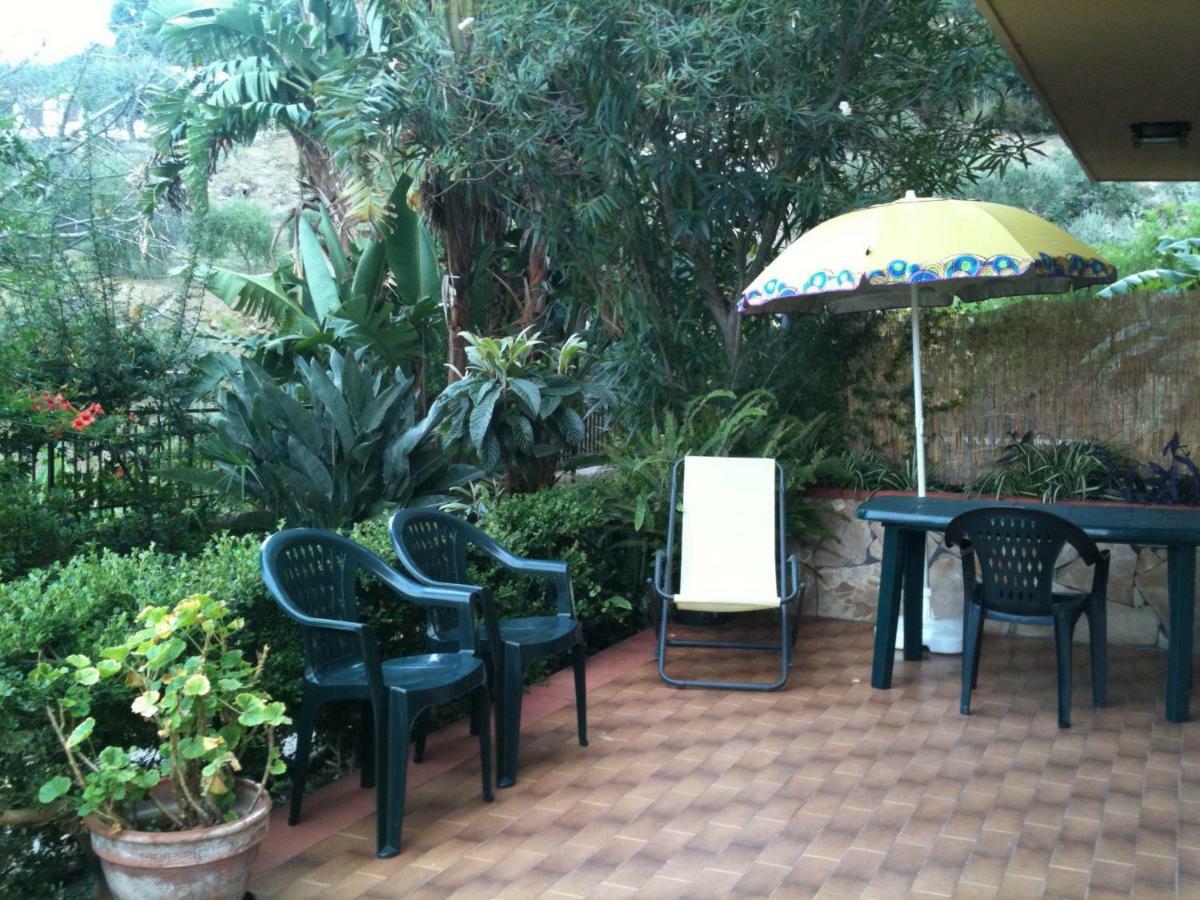 צ'פאלו Green Villa Sand Beach Center Close Sea Veiw מראה חיצוני תמונה